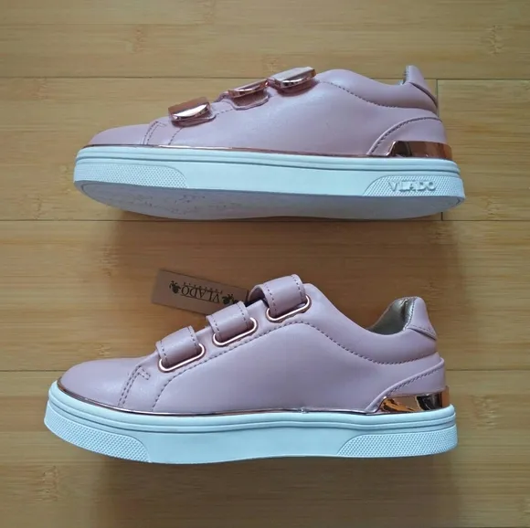 -NEW- Vlado Little Girl's Mila Sneakers 2