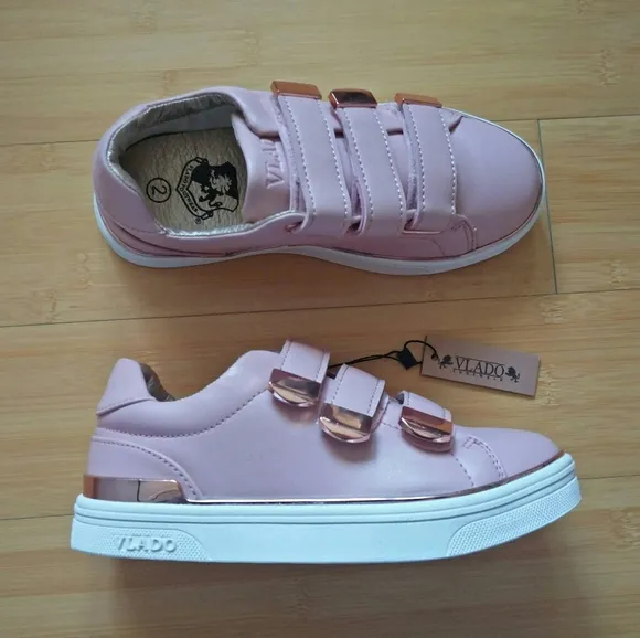 -NEW- Vlado Little Girl's Mila Sneakers 2