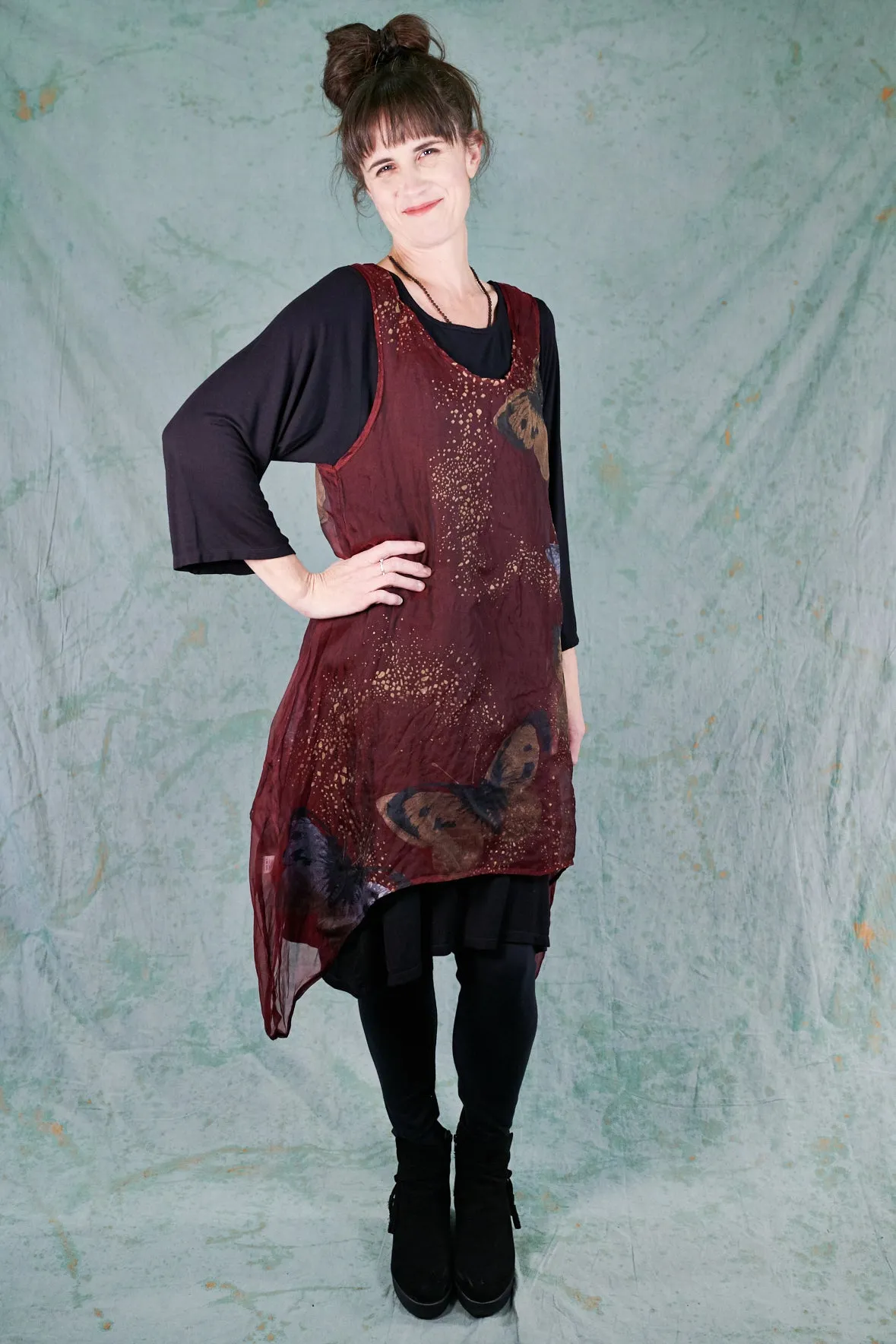6113 B Asymmetrical Organza Shift Merlot-Golden Moth
