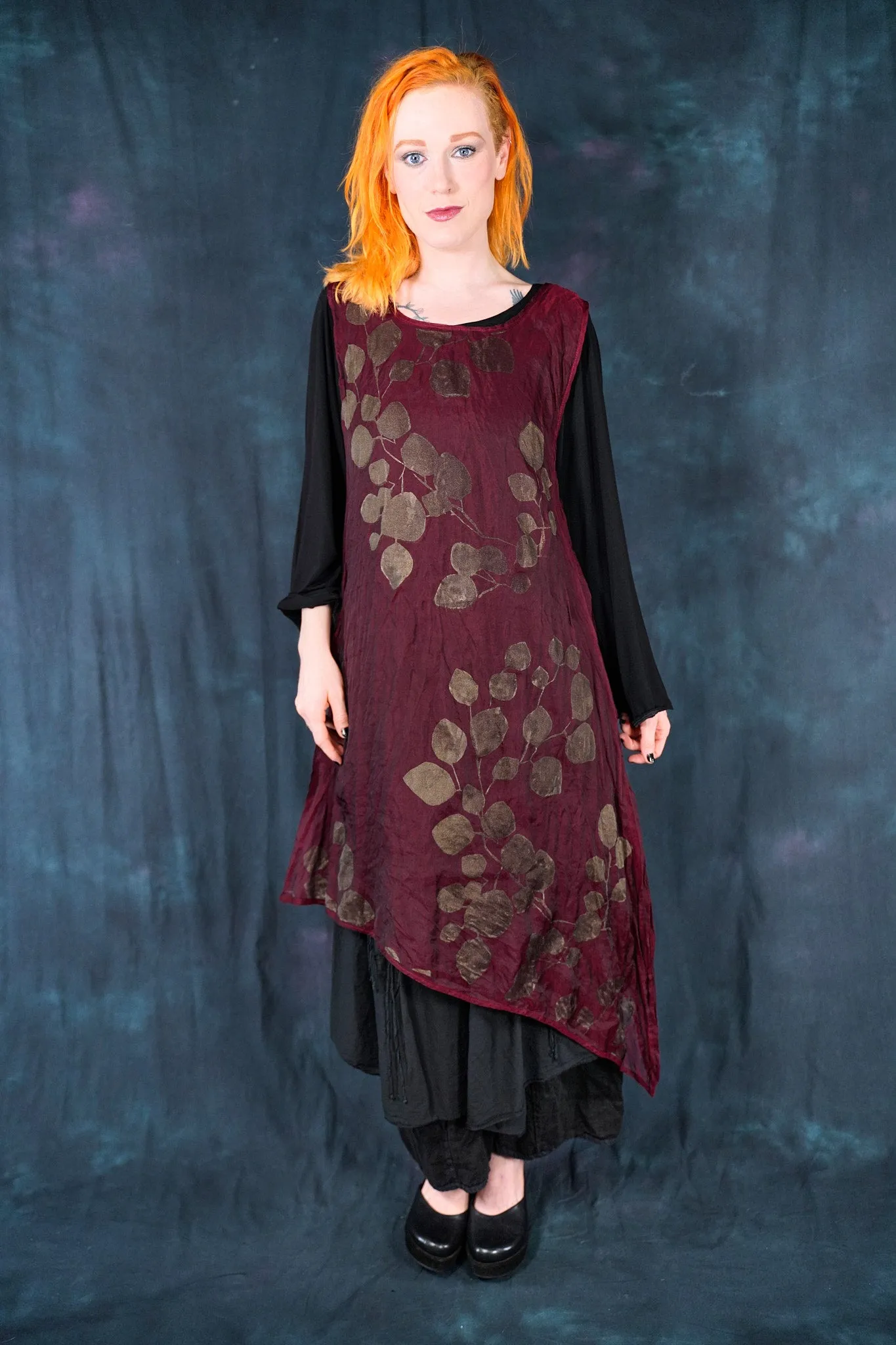 6113 B Asymmetrical Organza Shift Merlot-P