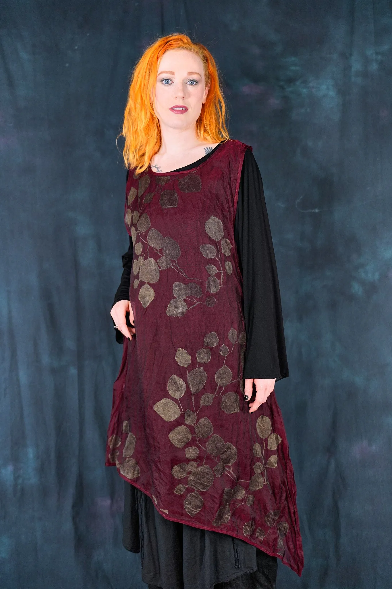 6113 B Asymmetrical Organza Shift Merlot-P