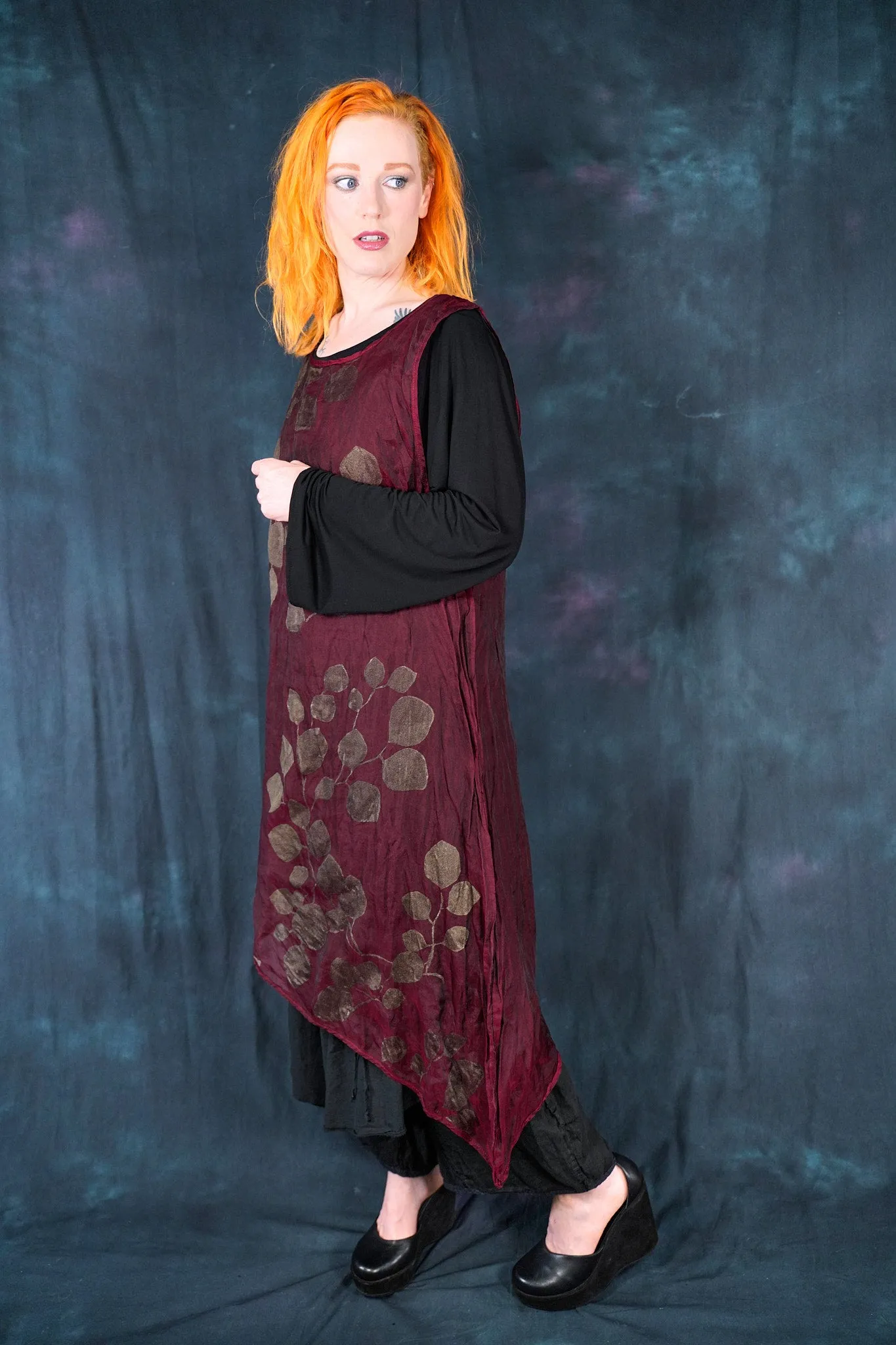 6113 B Asymmetrical Organza Shift Merlot-P