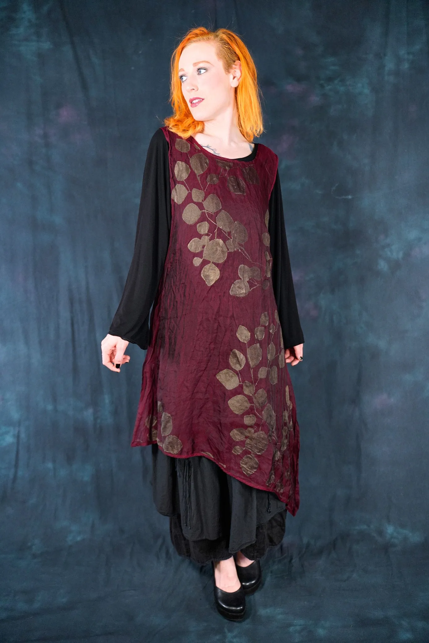 6113 B Asymmetrical Organza Shift Merlot-P