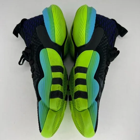 Adidas Boys Black Trae-Tlien Young 2.0 Low Top Size 5.5 Basketball Shoes