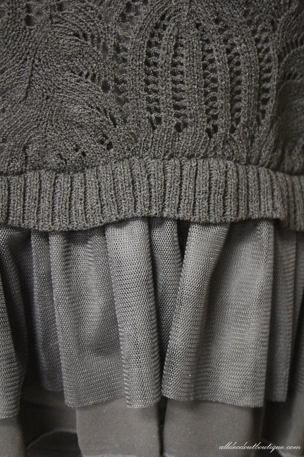 A'reve | Top with Ruffles Black