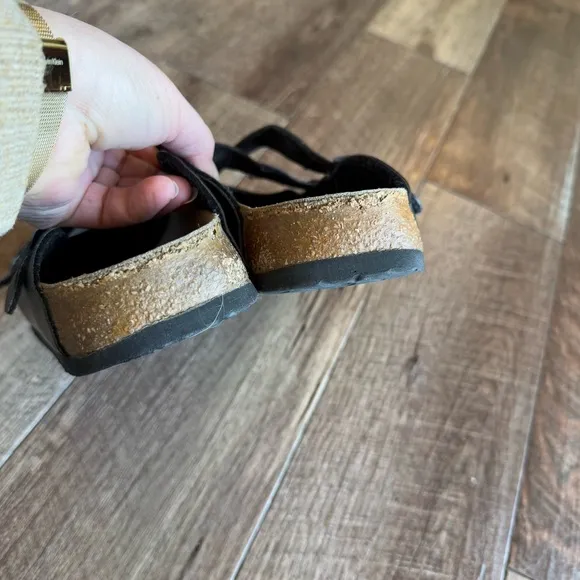 Birkenstock Birkis black criss cross strap mule clogs size 41/ 10