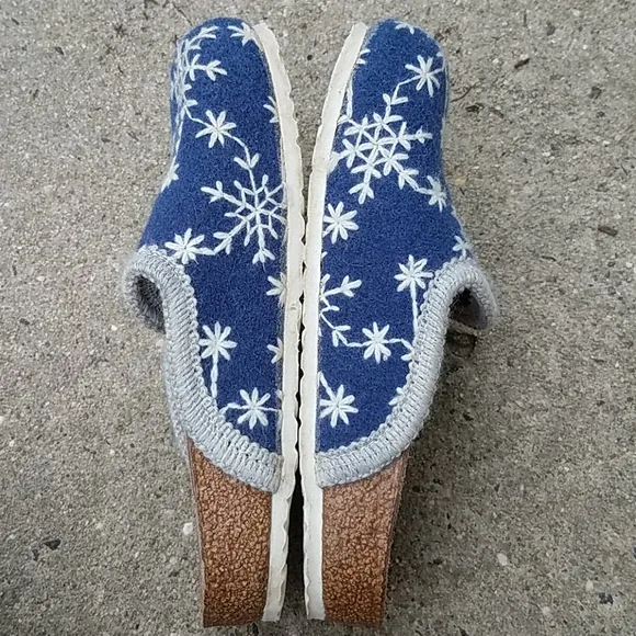 Birkenstock Wool Snowflake Clogs