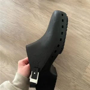 Black Calzuro Clogs