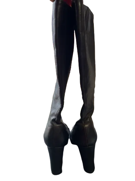 Black Knee High Zipper Boots With Chunky Heel
