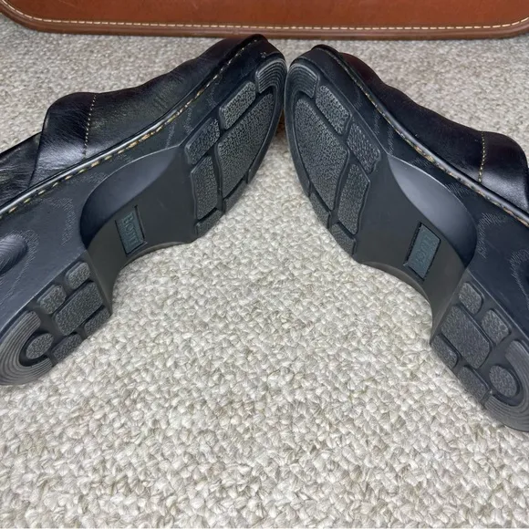 Born leather clogs