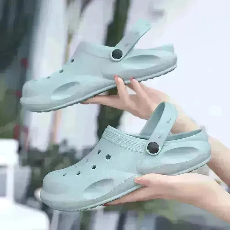 Casual Beach Baotou Sandals Non-slip Garden Clogs Shoes for Summer 2025