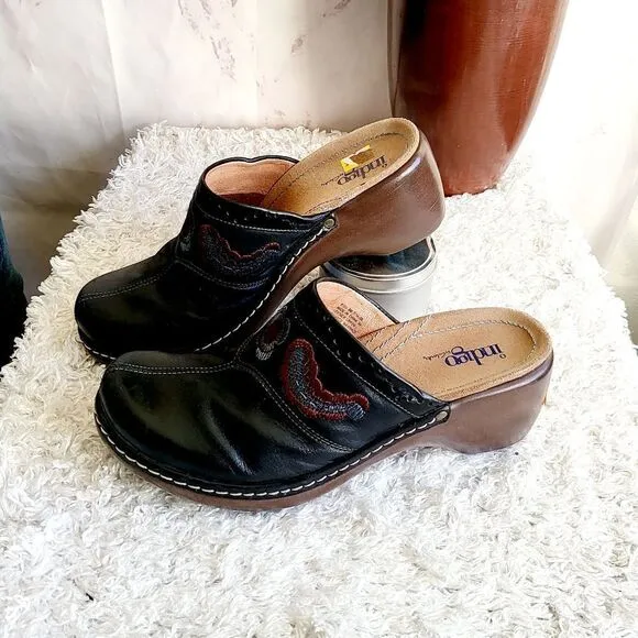 Clarks Indigo brand new embroidered leather clogs