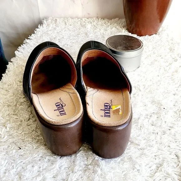 Clarks Indigo brand new embroidered leather clogs