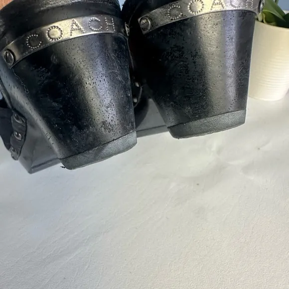 Coach Tanya Clogs Mules Studded Coach Logo 8B