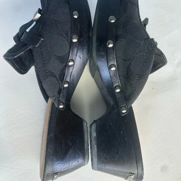 Coach Tanya Clogs Mules Studded Coach Logo 8B