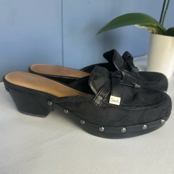 Coach Tanya Clogs Mules Studded Coach Logo 8B