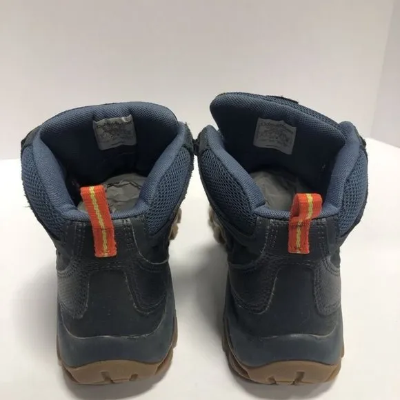 Columbia Men’s Newton Ridge Plus II Waterproof Hiking Boots, Size 8 M