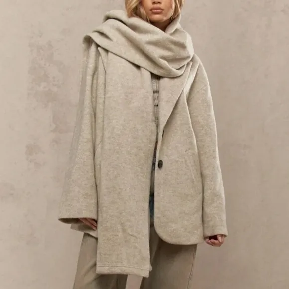 Cream nude oversized thick heavy peacoat with matching scarf