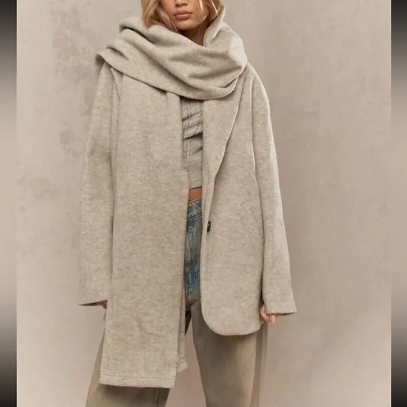 Cream nude oversized thick heavy peacoat with matching scarf