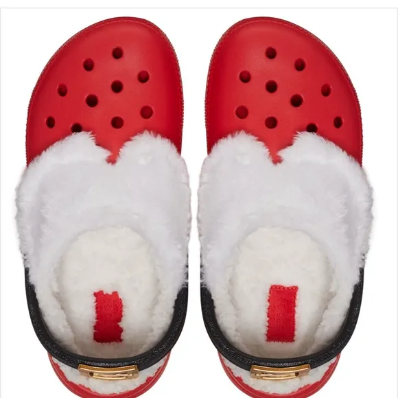 Crocs | Adult Santa Lined Clogs | Unisex - Men: 7 Women: 9