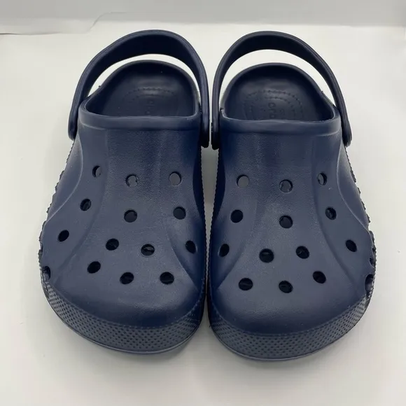 Crocs Baya kids unisex blue clogs Size 3