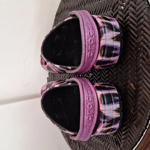 Crocs Classic Animal Print Clogs Girls Junior Size 2