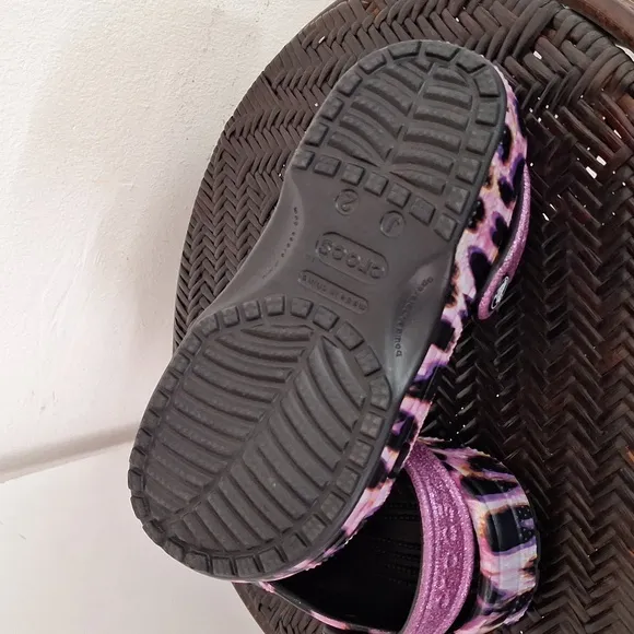 Crocs Classic Animal Print Clogs Girls Junior Size 2