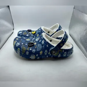 Crocs Hanukka kids faux fur lined clogs size 3Y