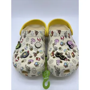 Crocs Spring Break Pool Party Clogs Kids J3 EUR 34-35 NWT