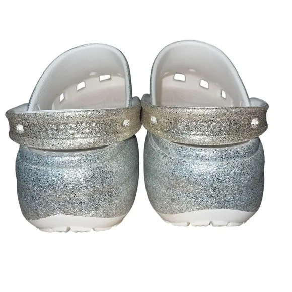 Crocs Women’s 8 Classic Platform Clogs in Gold/Silver Glitter