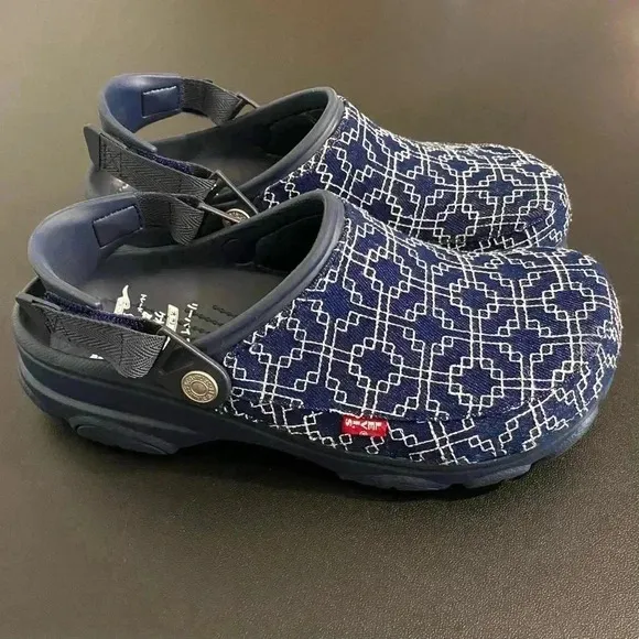 CROCS x Levi’s Denim Limited Edition Clogs All Terrain Shashiko Athletic Retro