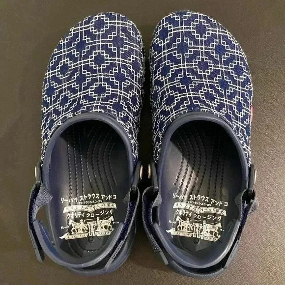 CROCS x Levi’s Denim Limited Edition Clogs All Terrain Shashiko Athletic Retro