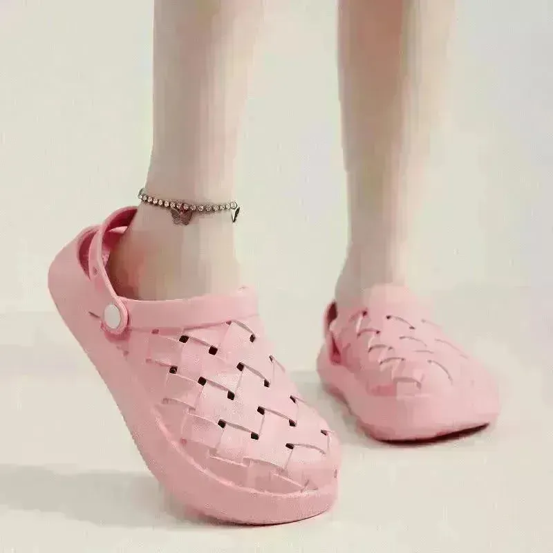 Cross-woven Clogs Shoes Summer Platform Baotou Dual-use Slippers Outdoor Garden Indoor Floor Bathroom Cozy Slipper Women House Shoes