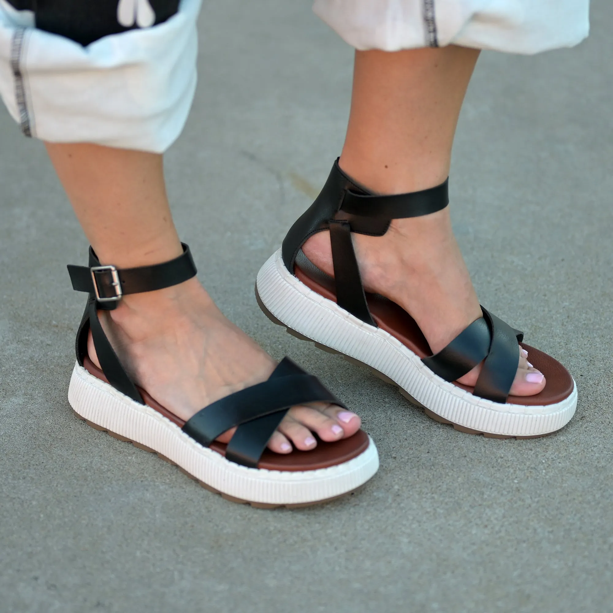 Dana Sandals