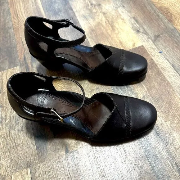 Dansko Brown Leather Mary Jane HeelsShoes Clogs 6/38