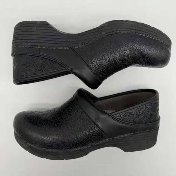 Dansko LT Professional Floral Tooled Black Leather Clogs Size EU 41/US 10.5-11