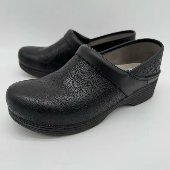 Dansko LT Professional Floral Tooled Black Leather Clogs Size EU 41/US 10.5-11