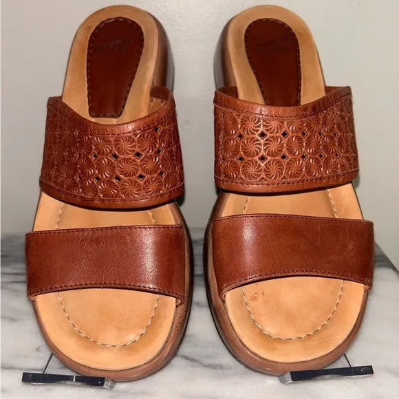 DANSKO Lydia Laser Cut Brown Leather Slide Platform Sandals Two Strap 38/7.5