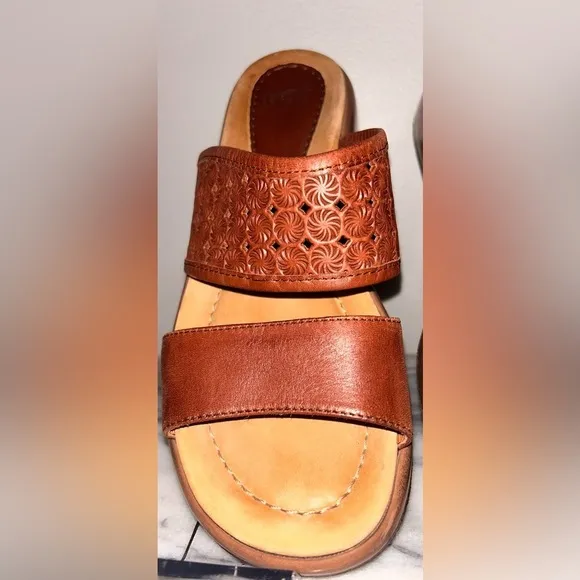 DANSKO Lydia Laser Cut Brown Leather Slide Platform Sandals Two Strap 38/7.5