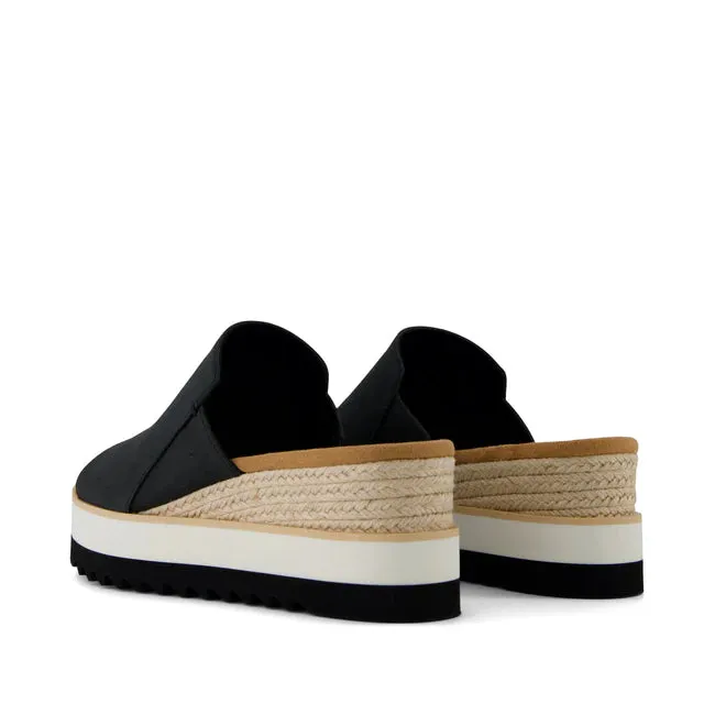 DIANA MULE