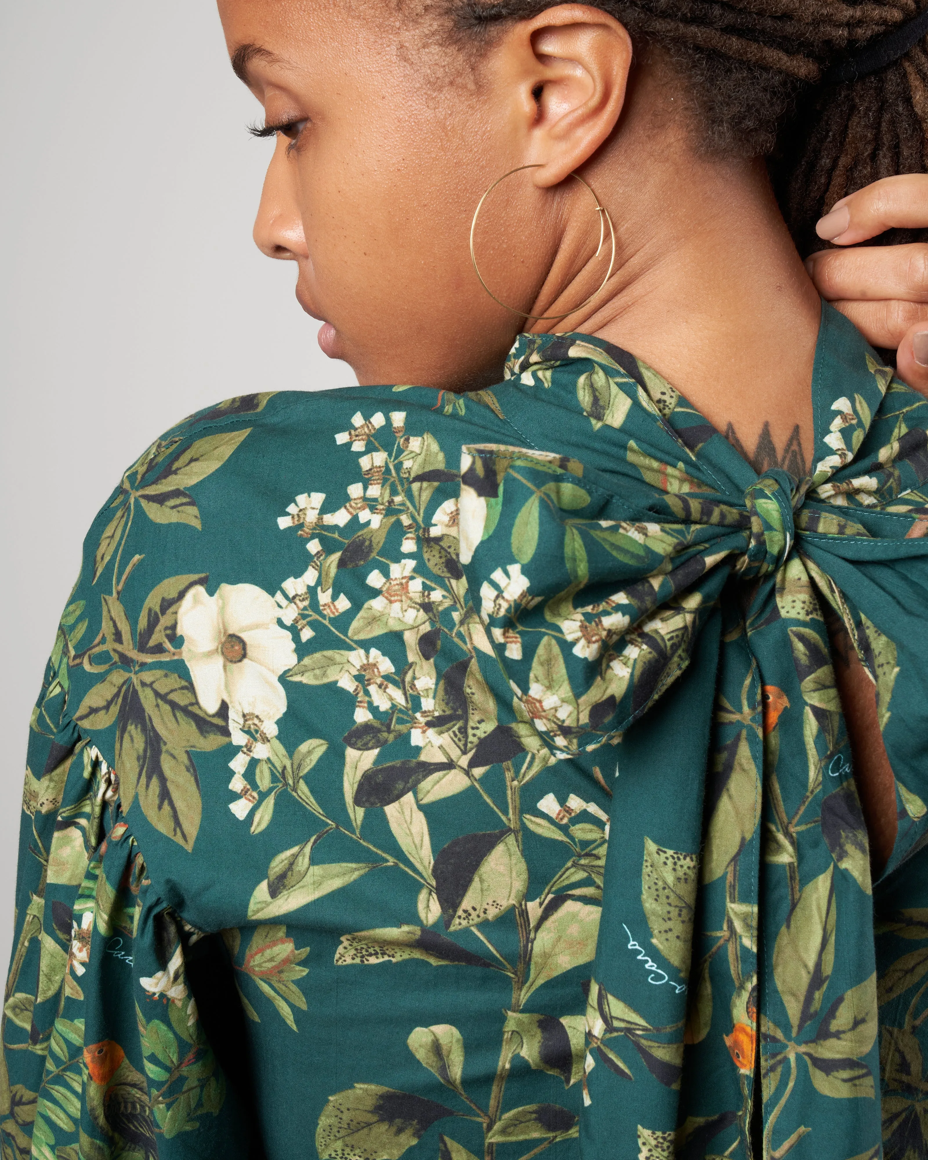 diane blouse - botanical birds emerald