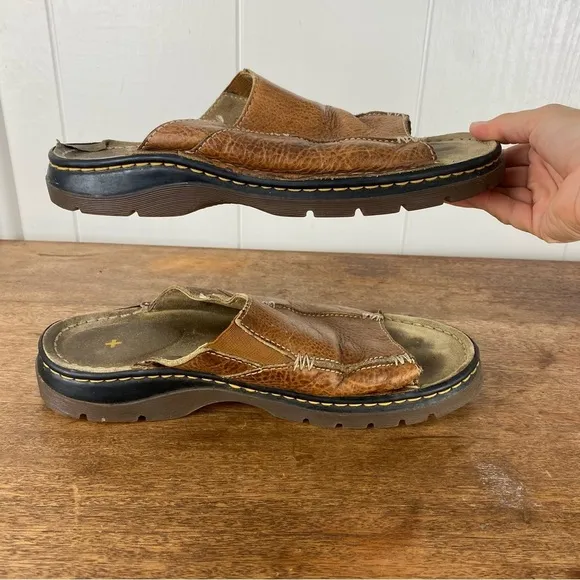 DR MARTENS Brown Leather Slide Sandals