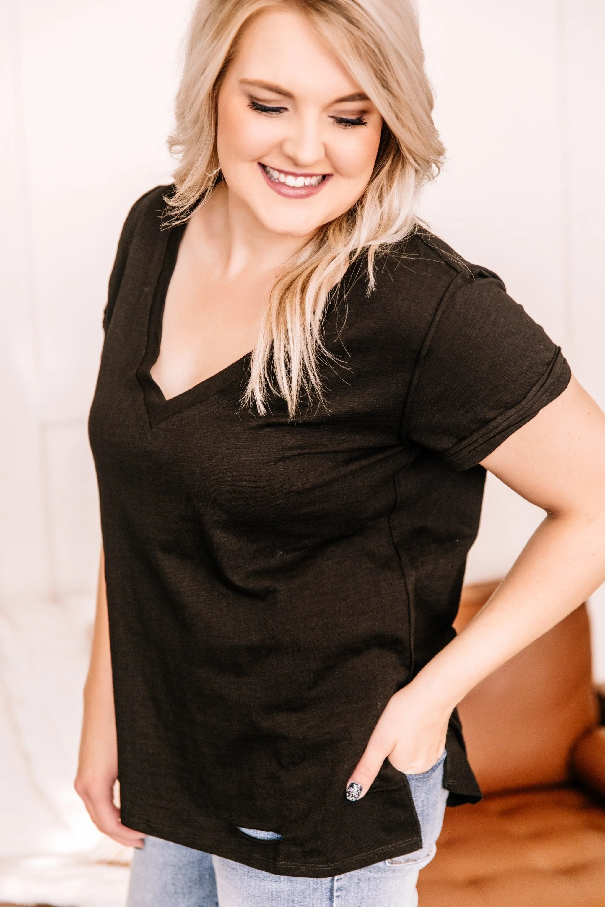 Holes In Your Story Top In Black