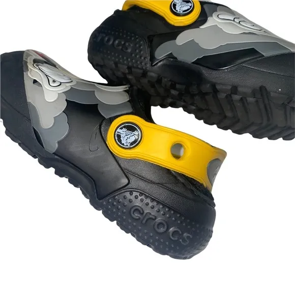 KIDS crocs mickey mouse black clogs children size 8 toddler