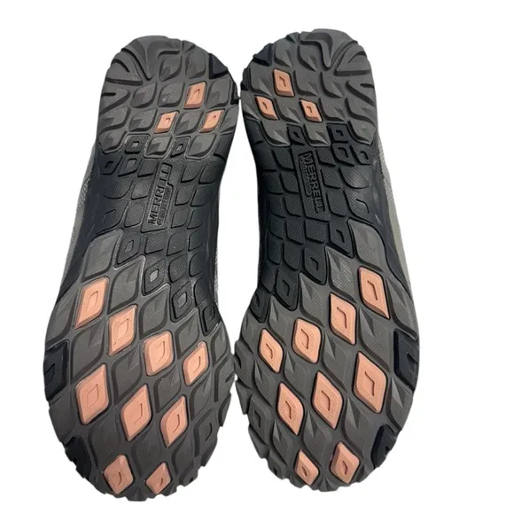 Merrell Siren Edge Q2 Running ,Trail or Hiking Women’s Booties Size 9