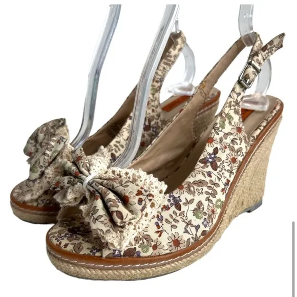Miz Mooz Mallow Floral Platform Wedge Sandals