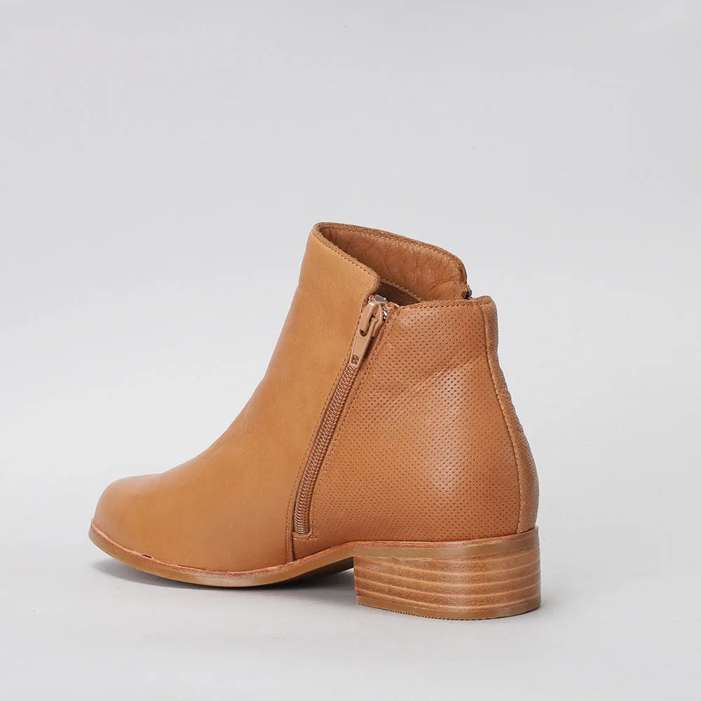 Murphy - Dark Tan