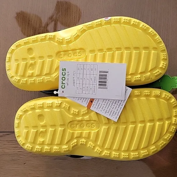 New crocs elf movie clogs size multiple sizes available