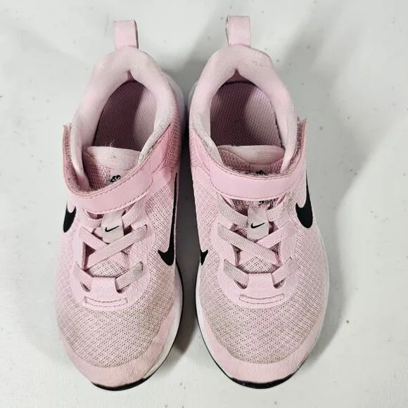 NIKE Girls Revolution 6 Stay-Put Closure Casual Sneakers Dd1095-608 Size 11C