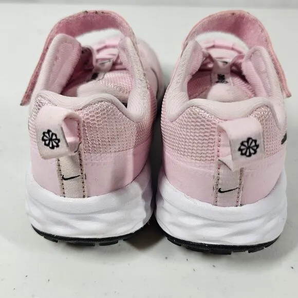 NIKE Girls Revolution 6 Stay-Put Closure Casual Sneakers Dd1095-608 Size 11C